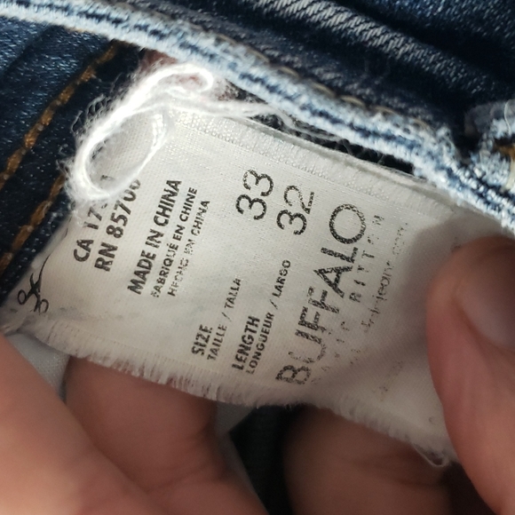 4 pairs of mens jeans - Picture 3 of 3